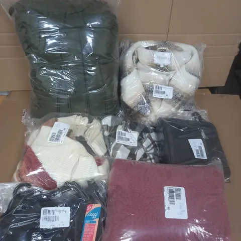 BOX OF APPROXIMATELY 10 ASSORTED CLOTHING ITEMS IN VARIOUS STYLES, COLOURS AND SIZES