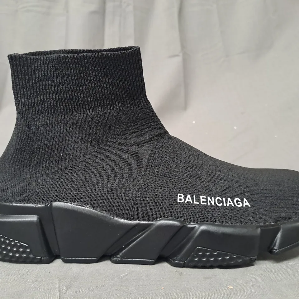 BOXED PAIR OF BALENCIAGA SHOES IN BLACK EU SIZE 42