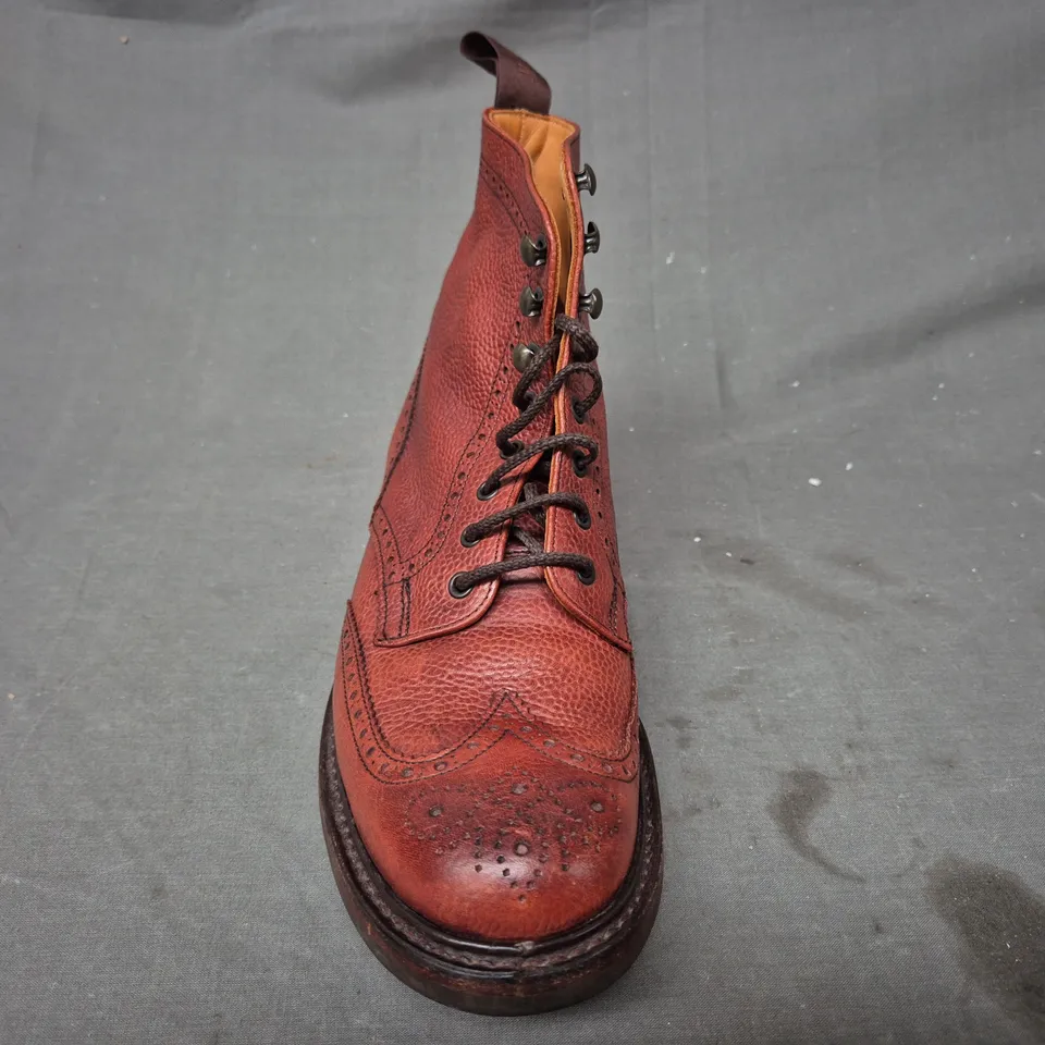 BOXED PAIR OF JOSEPH CHEANEY & SONS ANKLE BOOTS IN BROWN SIZE 6.5