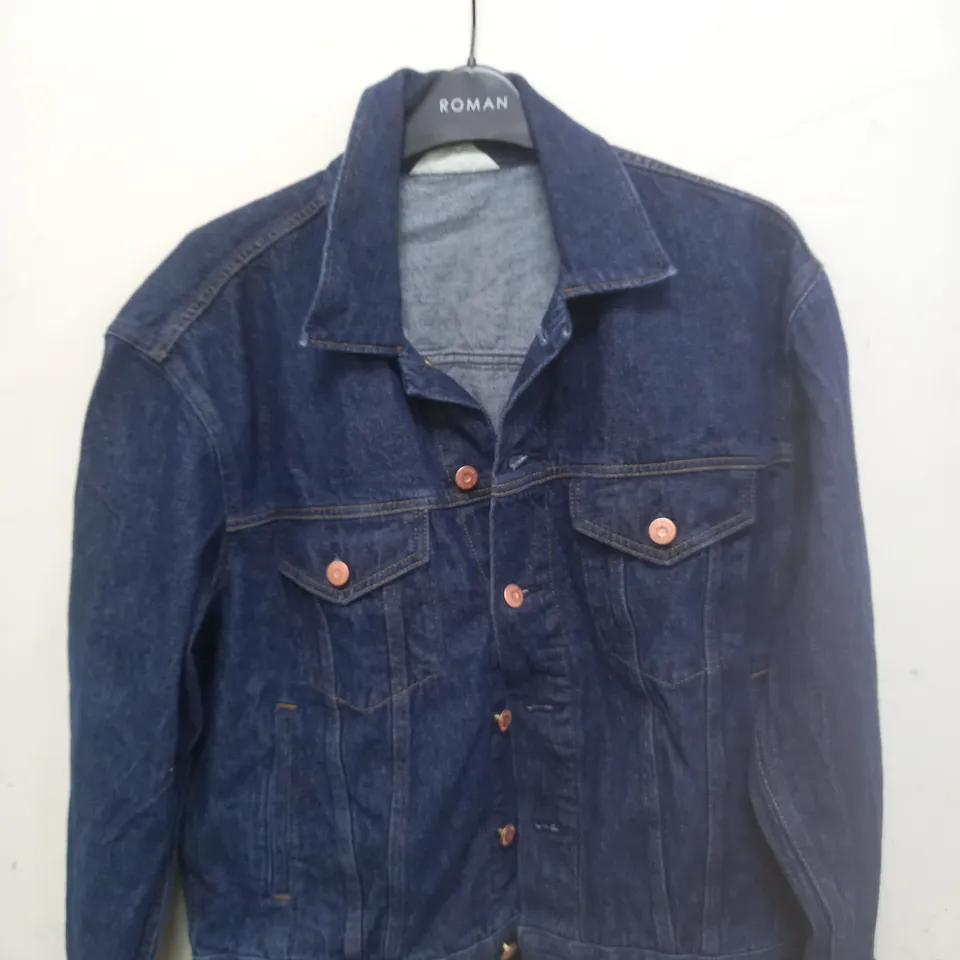 DENIM JACKET MEDIUM 