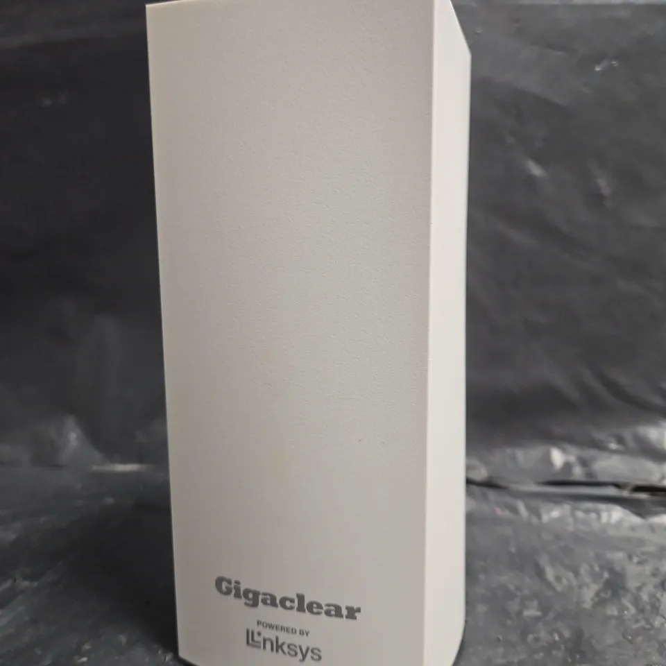 GIGACLEAR D20C WI-FI ROUTER