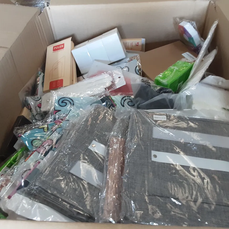 PALLET OF ASSORTED HOMEWARE ITEMS TO INCLUDE PHONE SCREEN PROTECTORS, STORAGE BOXES, TABLET CASES ETC