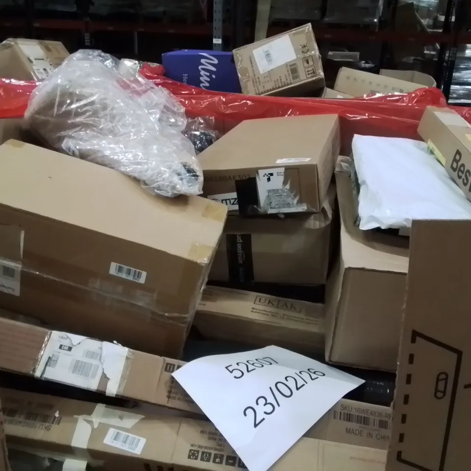 PALLET OF ASSORTED HOUSEHOLD GOODS AND PRODUCTS TO INCLUDE;LEVEL HORIZON BAR, PORTABLE WOODEN SLANT BOARD ,LETTER CAGES,BBQ GRILL AND OTHER ASSORTED ITEMS...