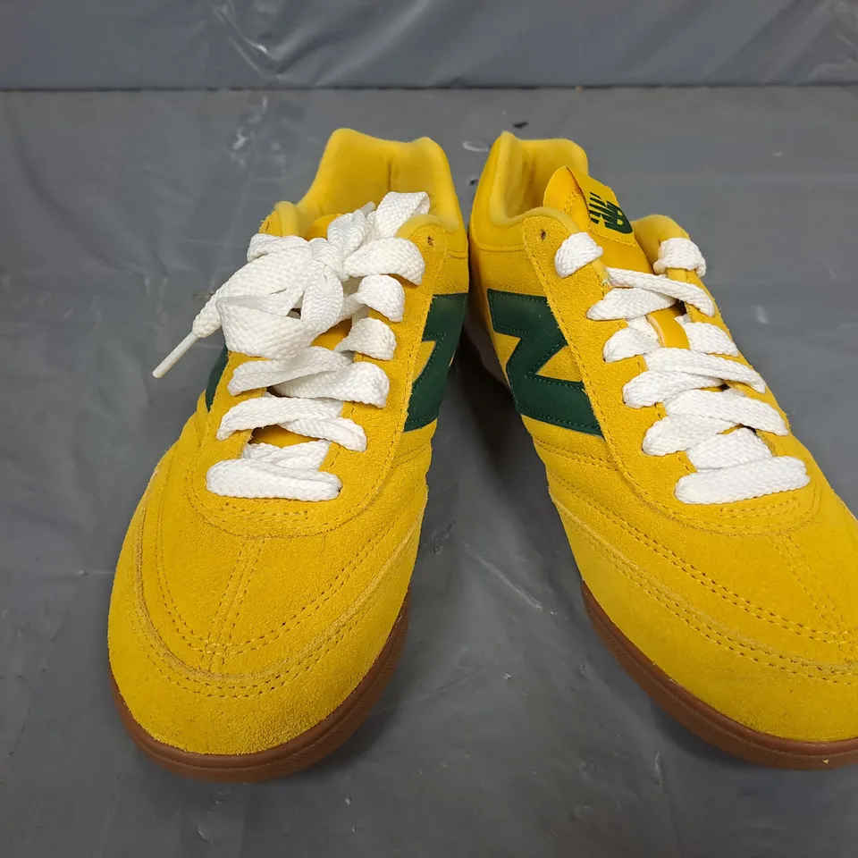 PAIR OF NEW BALANCE RC42 TRAINERS IN YELLOW - UK 6.5