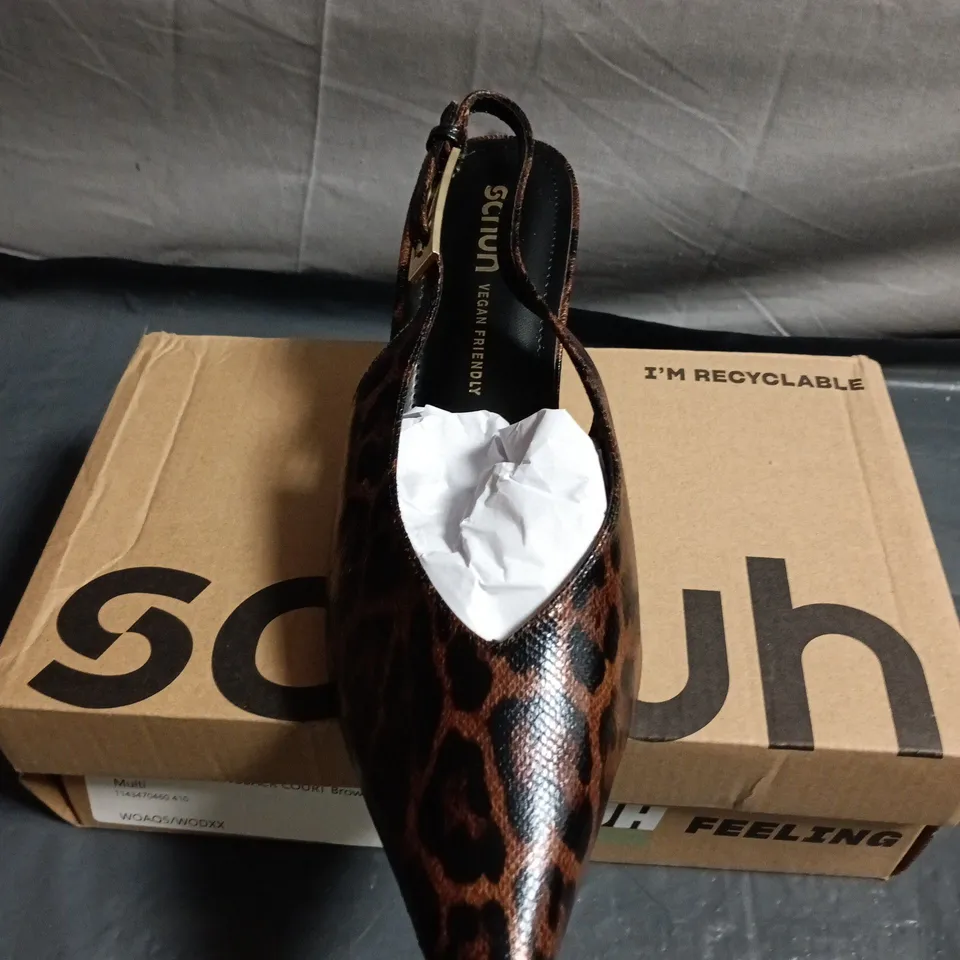 BOXED PAIR OFSCHUH SAGE BUCKLE SLINGBACK COURT SHOES – UK SIZE 8