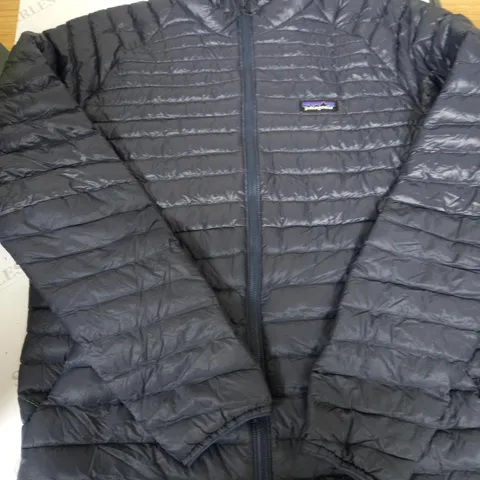 PATAGONIA PADDED COAT SIZE L