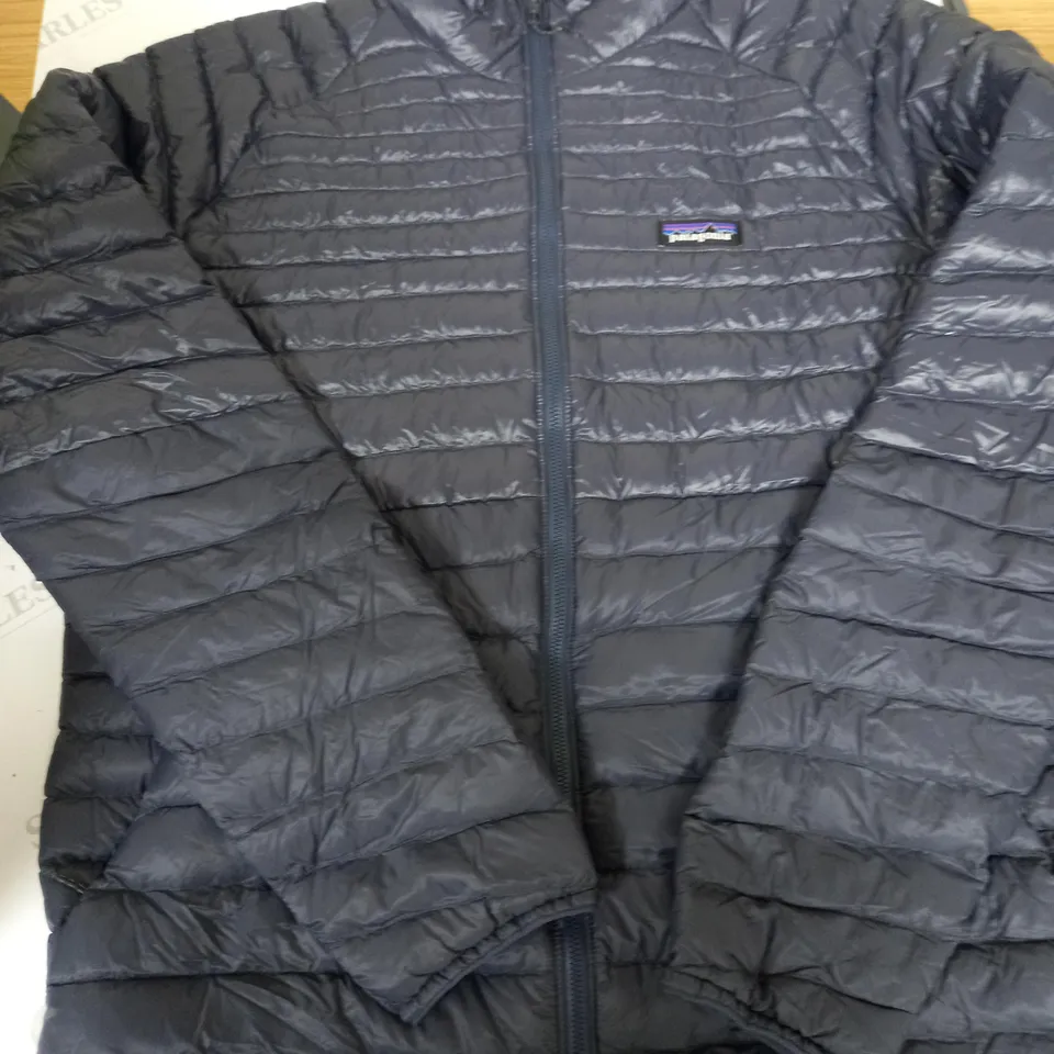 PATAGONIA PADDED COAT SIZE L