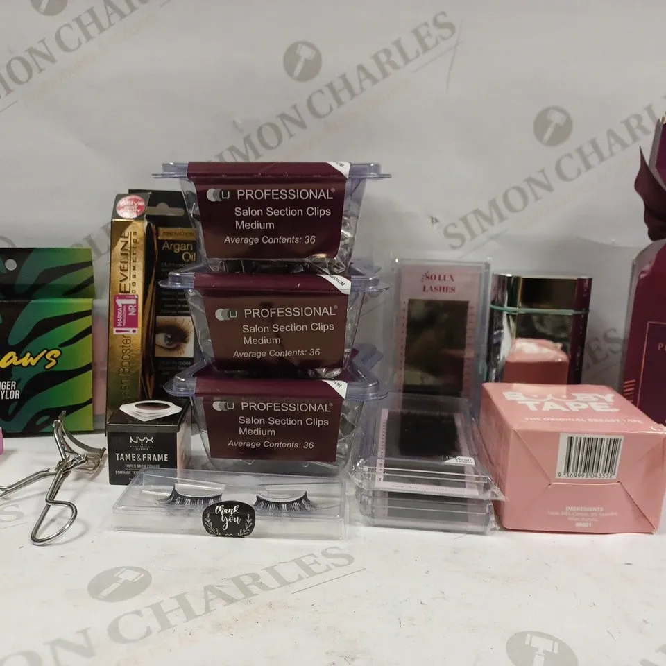 BOX OF APPROX 12 ASSORTED BEAUTY PRODUCTS TO INCLUDE NYX BROW POMADE, ANN SUMMERS PERSONAL PLEASURE SET, SALON SECTION CLIPS, ETC 