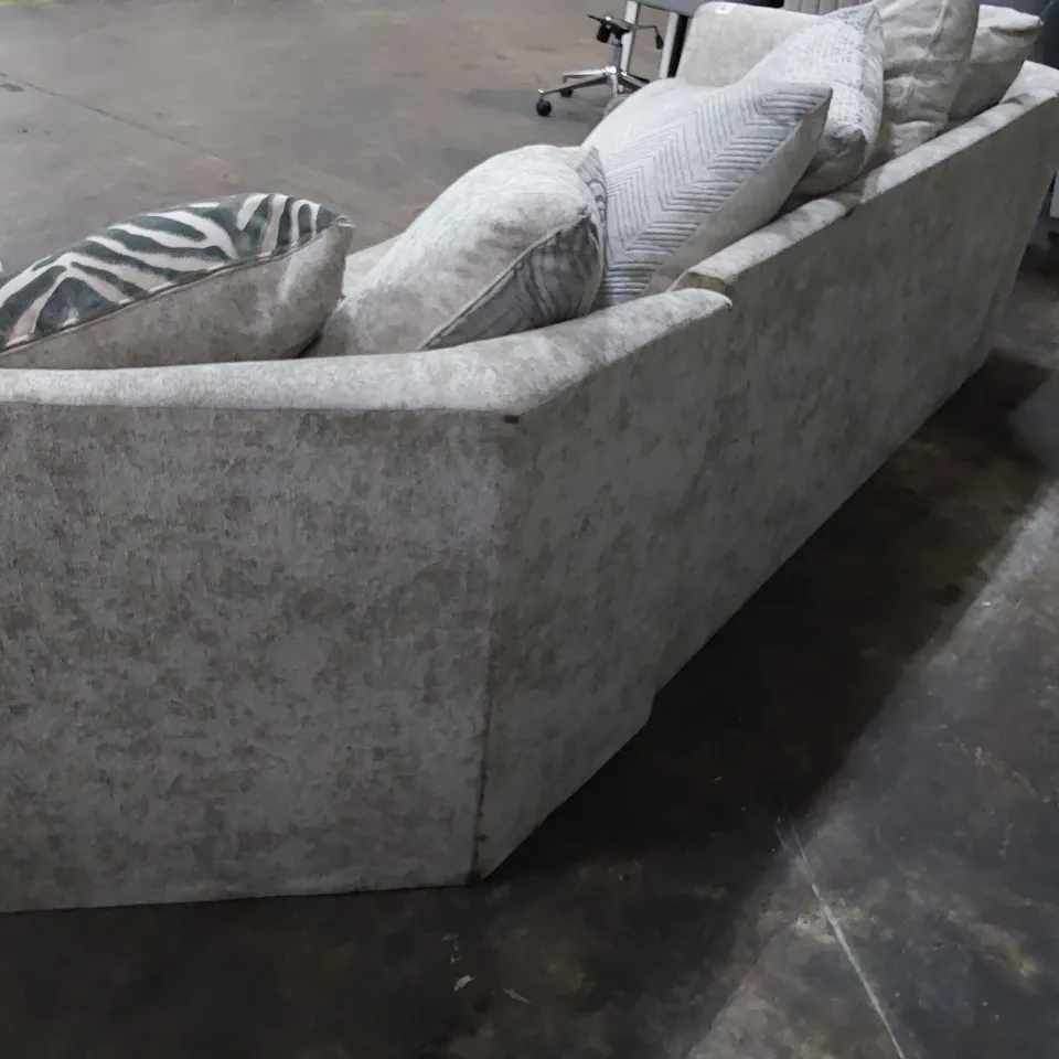 DESIGNER CORNER SUITE WITH SCATTER CUSHIONS SILVER FABRIC STUDDED DETAIL