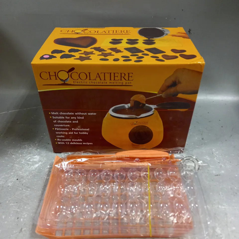 BOXED CHOCOLATIER ELECTRIC CHOCOLATE MELTING POT