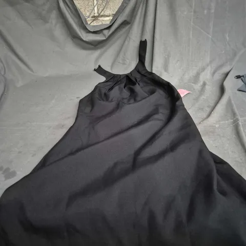 PRETTYLITTLETHING BLACK WOVEN HALTER NECK MINI DRESS – UK 8