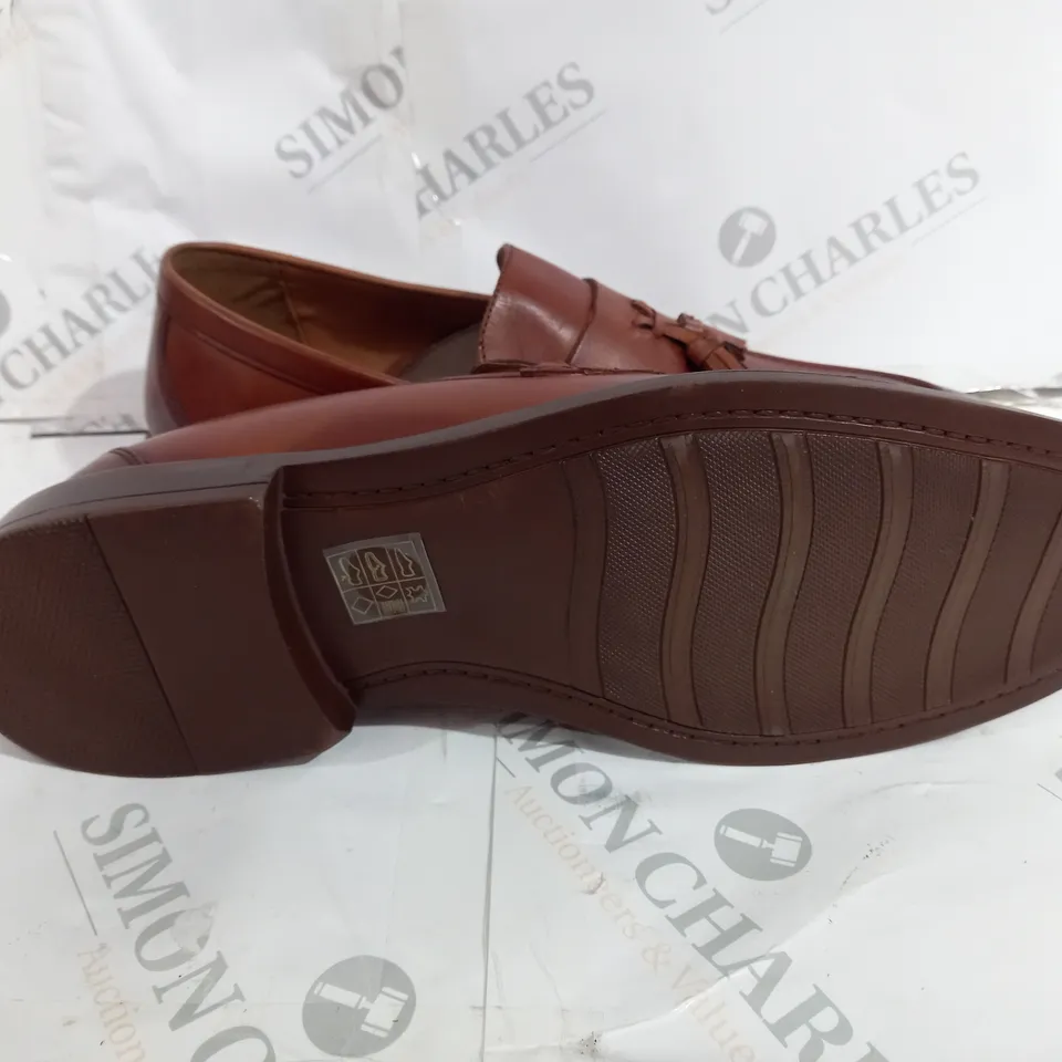 THOMAS CRICK BROWN LOAFERS SIZE 12