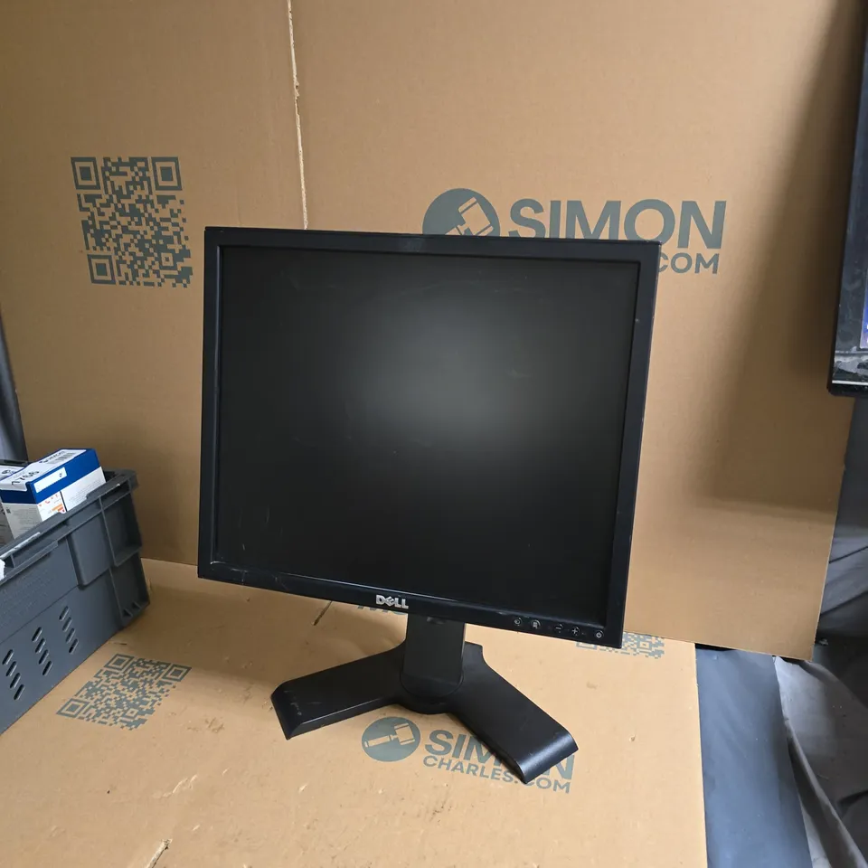 DELL COMPUTER MONITOR WITH STAND
