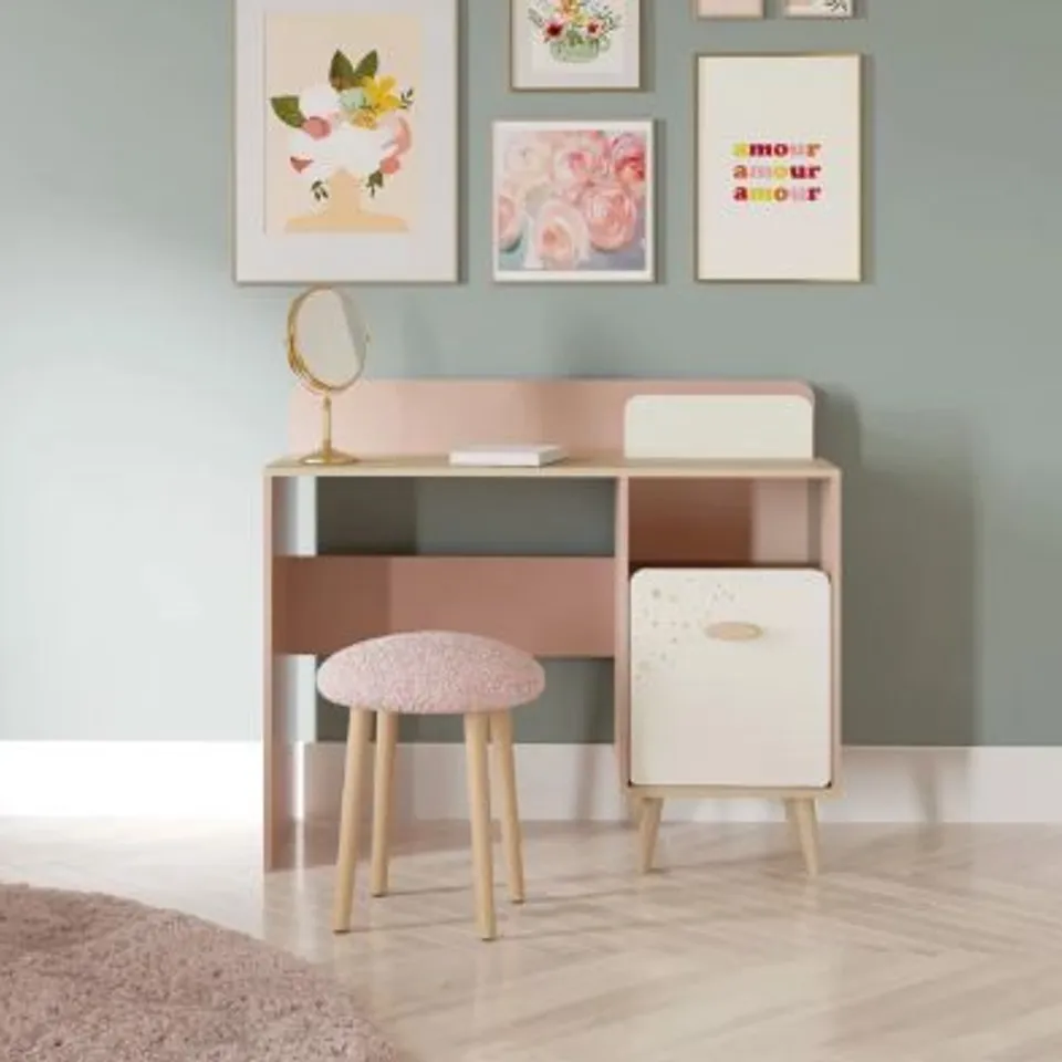 BOXED WOMAN BEDROOM SET [2 BOXES]