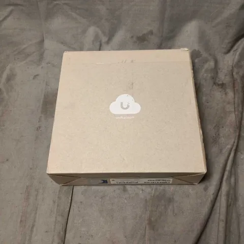 UNIFI U7 LITE WI FI ACCESS POINT. BOXED, SEALED