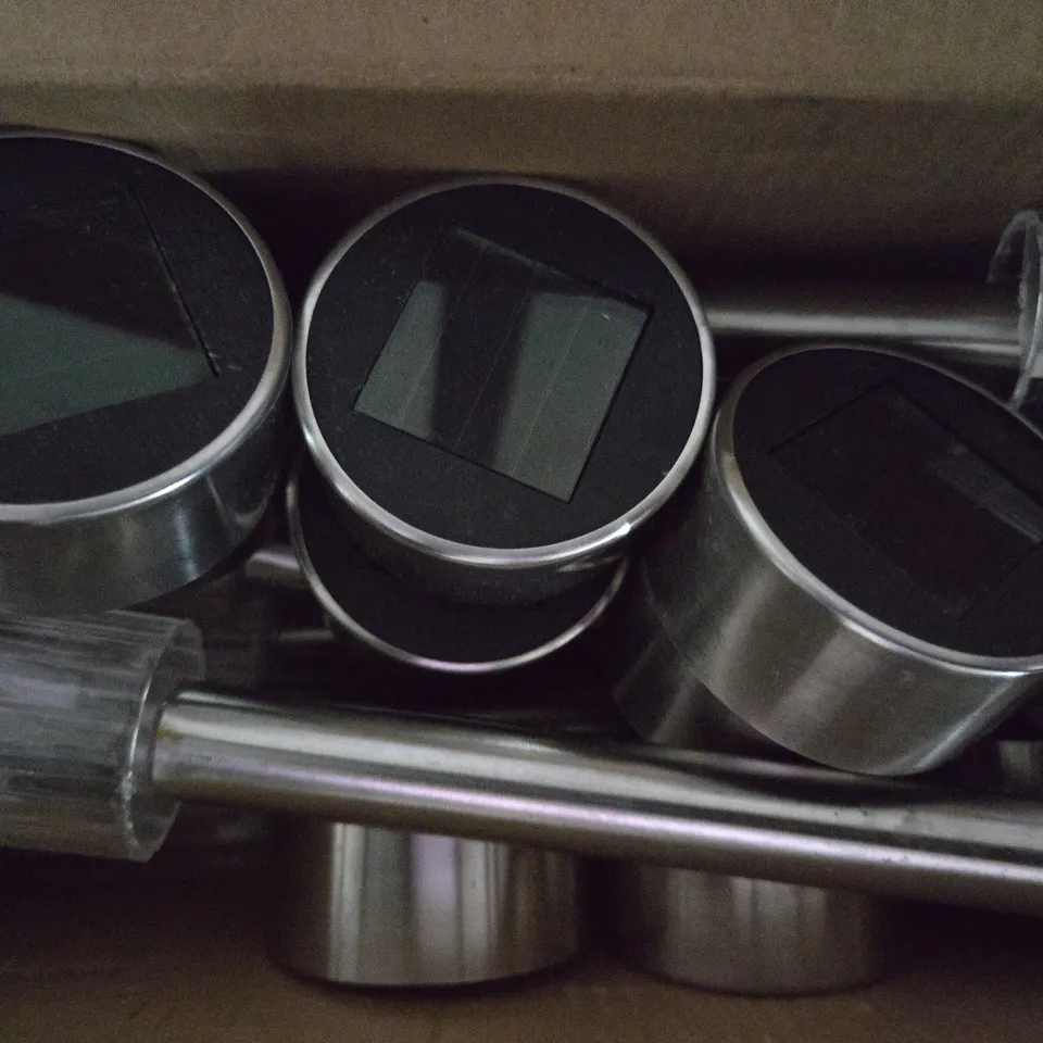 BOXED GLOBRITE STAINLESS STEEL POLE LIGHTS