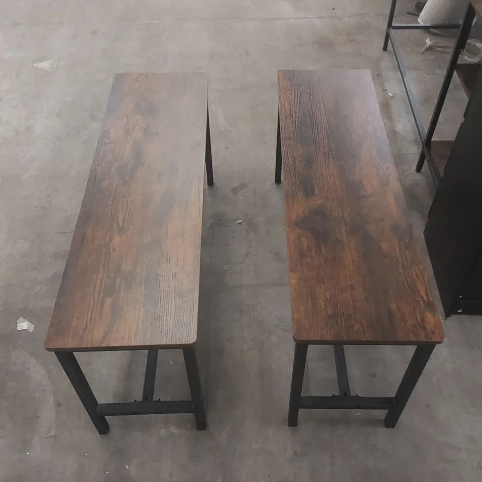 PAIR OF DESIGNER BENCHES