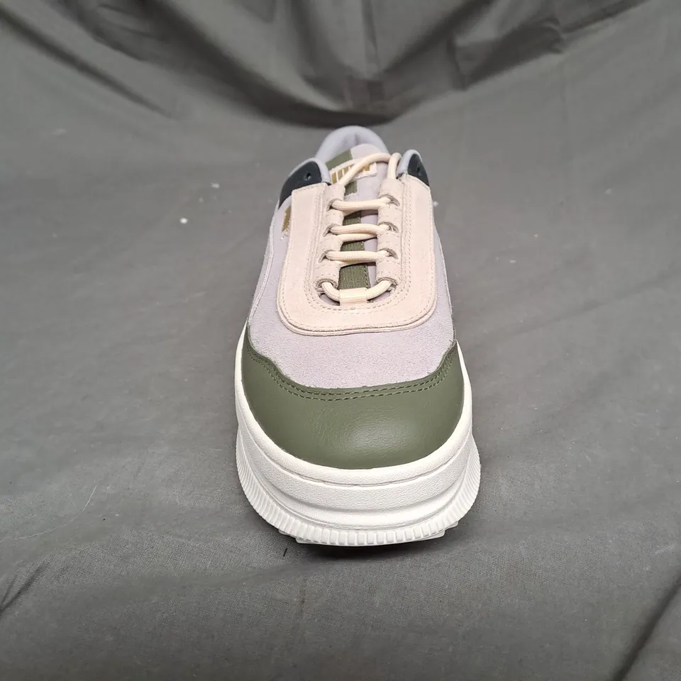 BOXED PAIR OF PUMA PLATFORM SNEAKERS IN GREY/GREEN/STONE SIZE 6