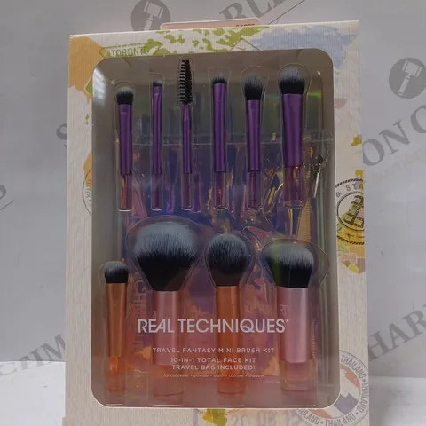 SEALED REAL TECHNIQUE TRAVEL FANTASY MINI BRUSH KIT