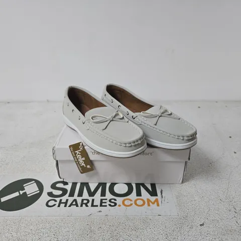DR KELLER LADIES COMFORT CASUALS GREY – UK 7