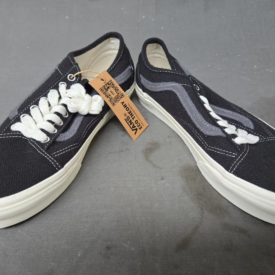 BOXED PAIR OF VANS OLD SKOOL TAPE SHOES IN RUSTIC BLACK/GREY UK SIZE 7