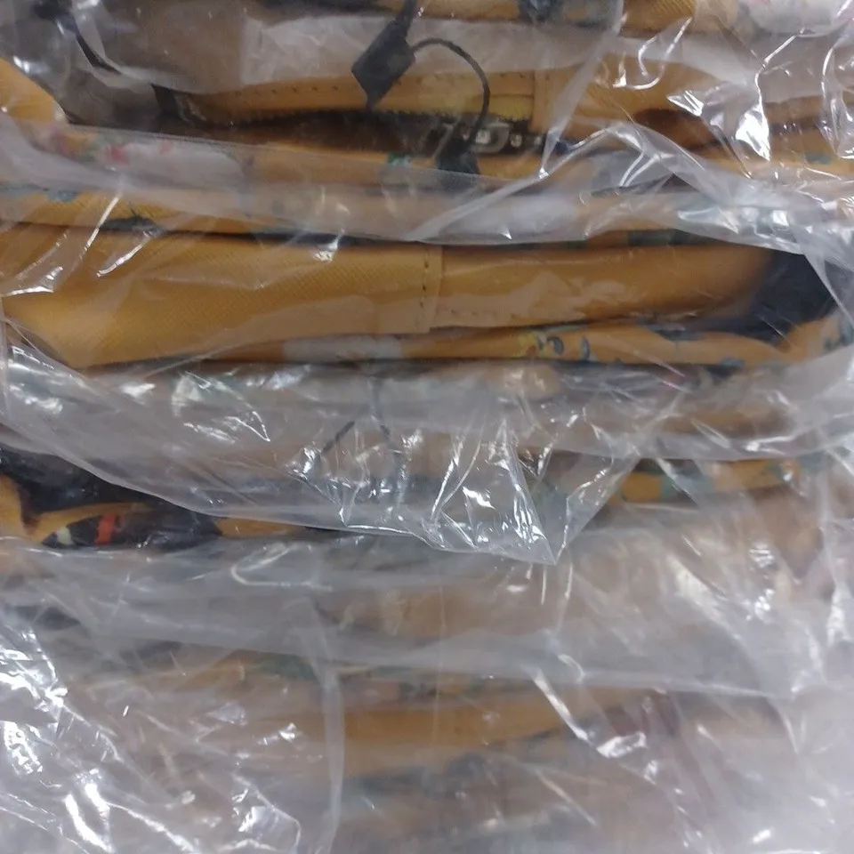 BOX OF APPROX 6 JOANA FULANA BUTTERFLY SPIRIT PREMIUM COLLECTION STORAGE BAGS