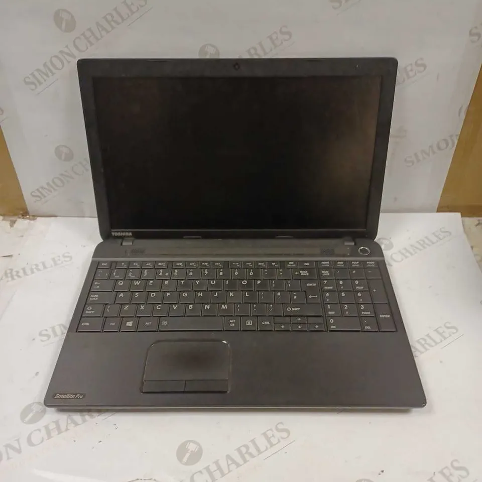 TOSHIBA SATELLITE PRO C50-A-1E2 LAPTOP 