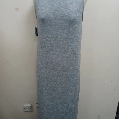 PULL & BEAR SLEEVELESS MAXI DRESS IN GREY - M
