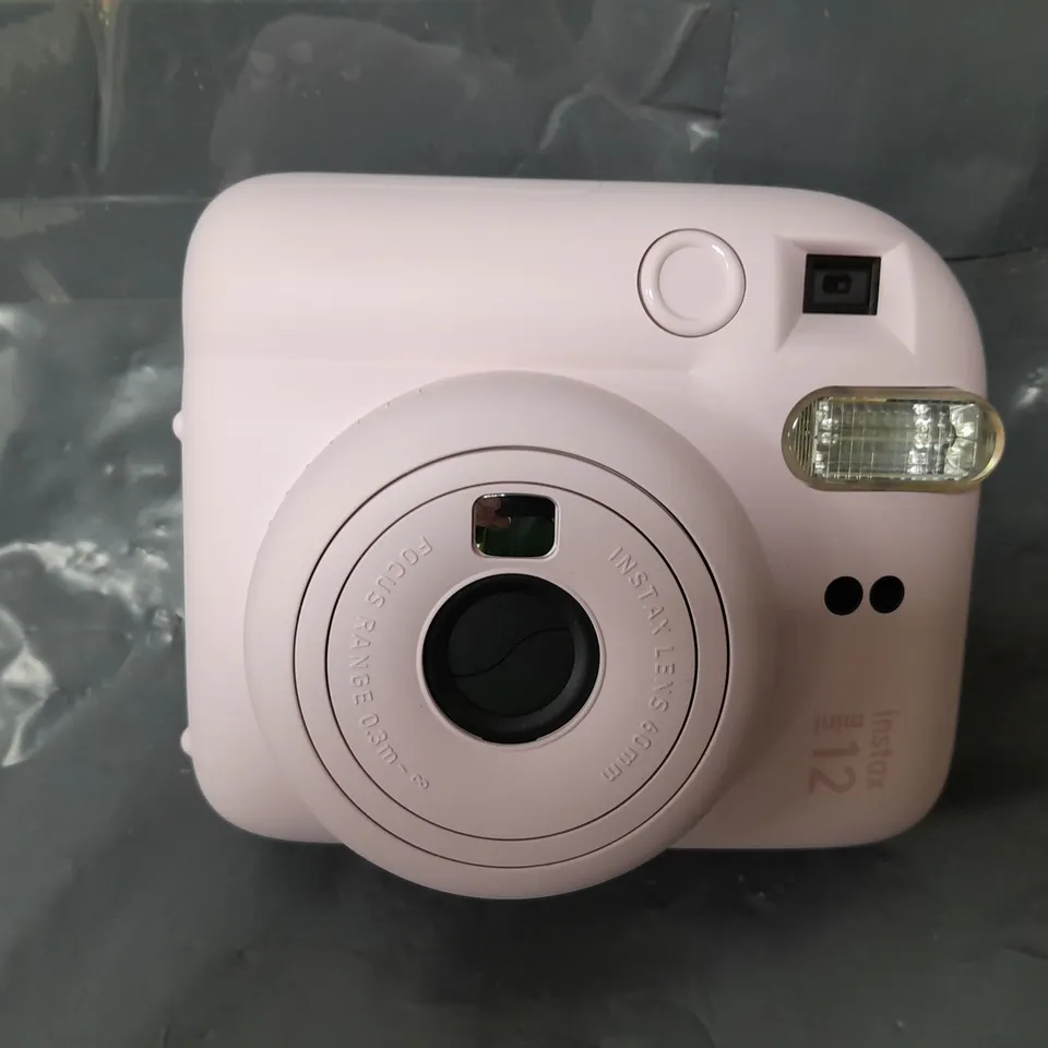 BOXED FUJIFILM INSTAX MINI 12 INSTANT CAMERA - PINK 