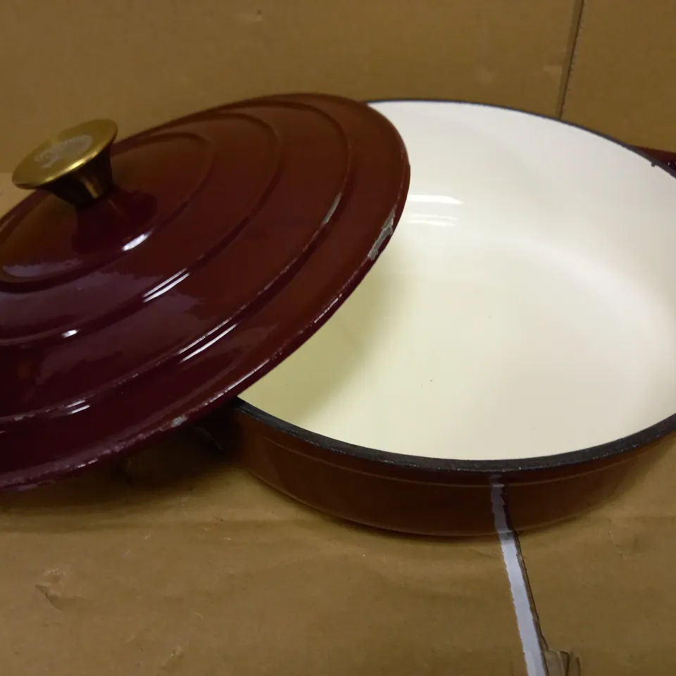 TOWER BO800253RED BARBARY & OAK SHALLOW CAST IRON CASSEROLE PAN