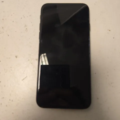APPLE IPHONE 7 A1778 MOBILE PHONE SCRATCHED SCREEN 