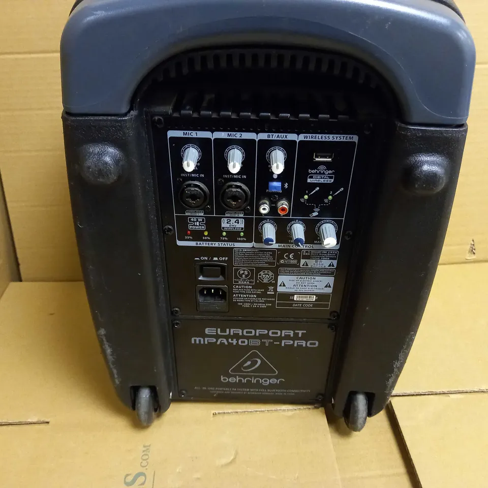 BEHRINGER EUROPORT PORTABLE PA SYSTEM