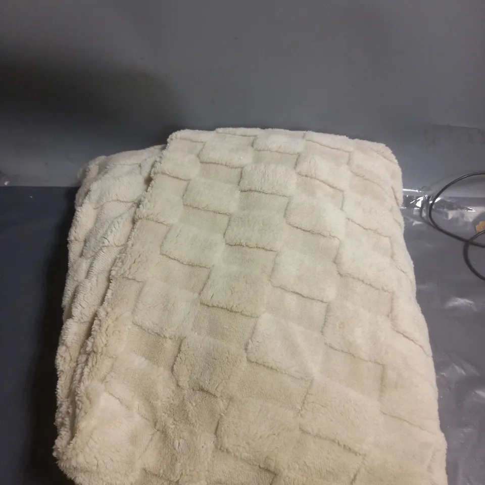 LOT OF 2 OF KIMBIE LARGE THROWS CREAM 