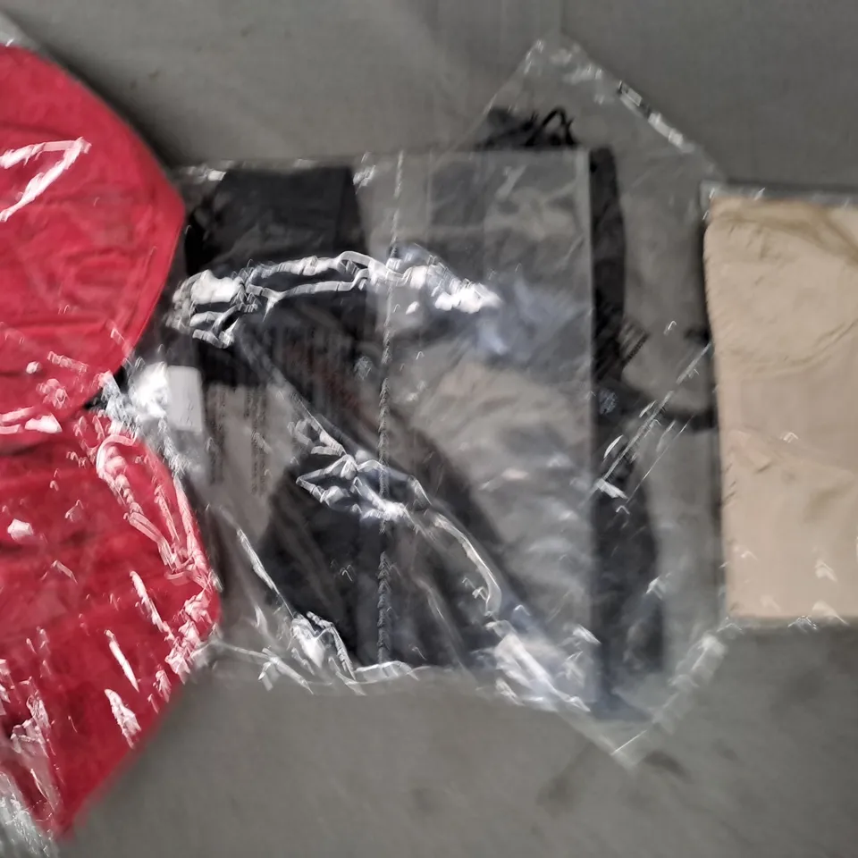 BOX OF APPROXIMATELY 20 ASSORTED UNBRANDED WOMEN'S CLOTHING ITEMS IN VARIOUS STYLES, COLOURS, AND SIZES - COLLECTION ONLY