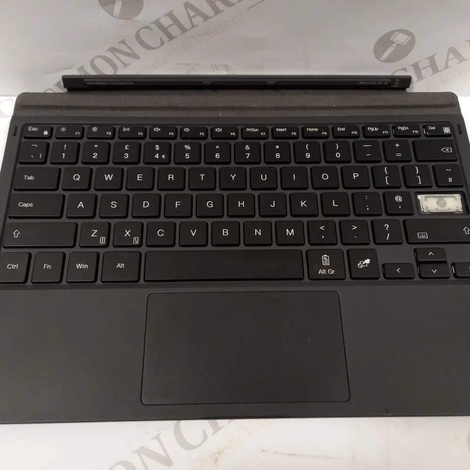 INATECK BLUETOOTH KEYBOARD