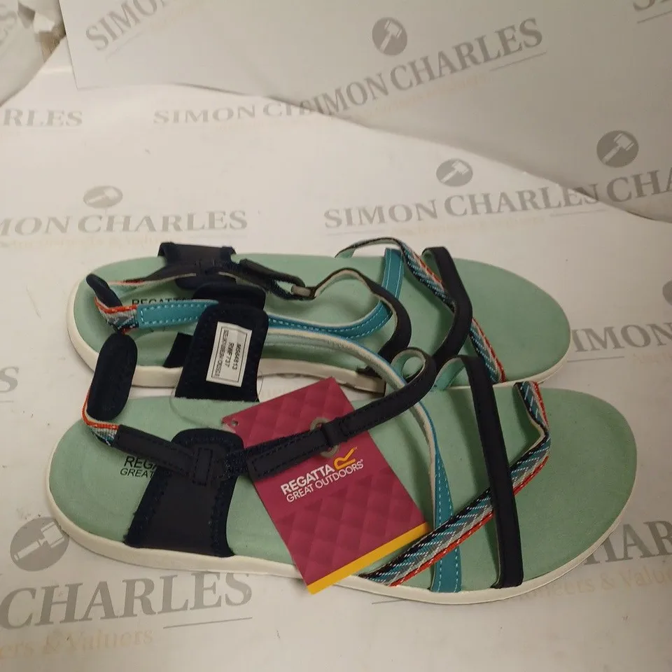 REGATTA LADY SANTA ROMA SANDALS SIZE 7