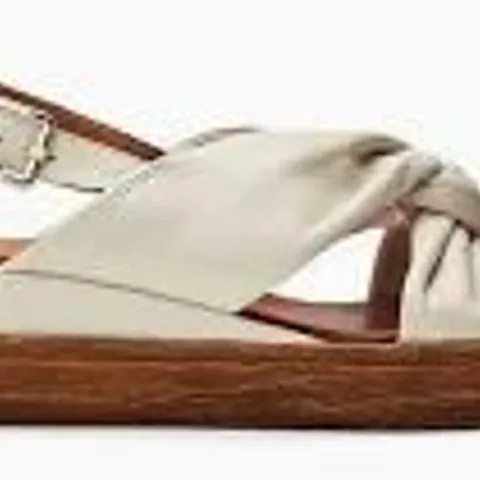 MODA IN PELLE OLANNA WHITE SANDALS SIZE 40