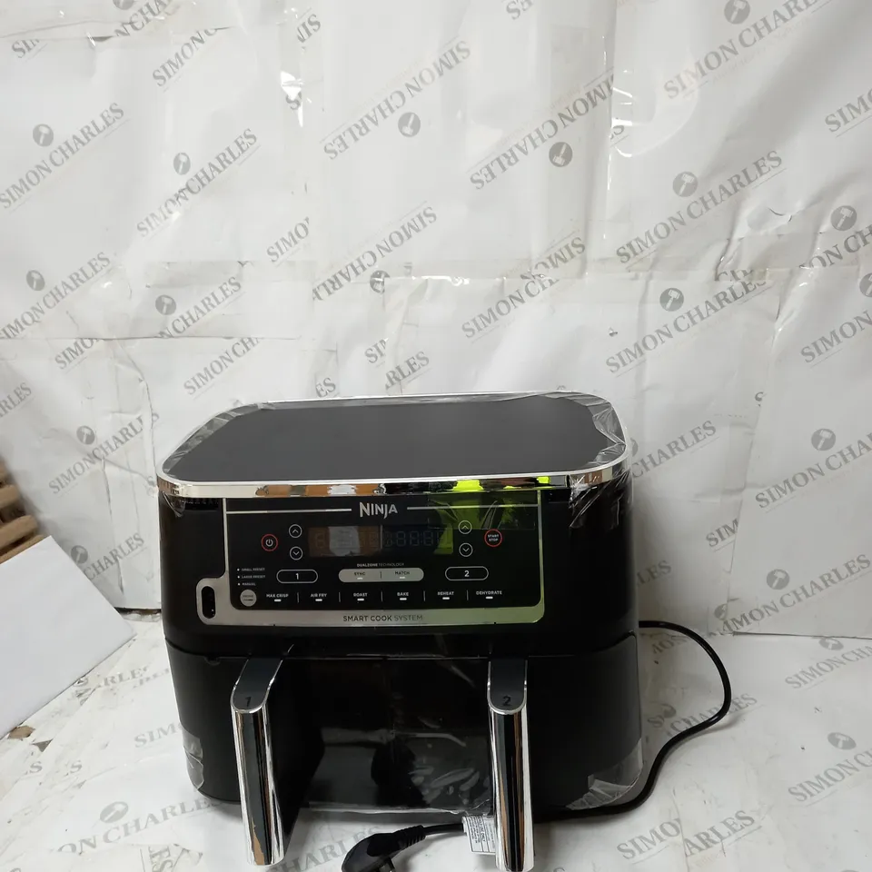 BOXED NINJA FOODI MAX DUAL ZONE 9.5L AIR FRYER AF451UK