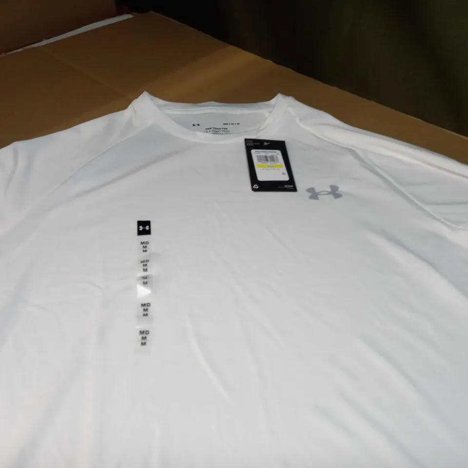 UNDER ARMOUR WHITE FITNESS T-SHIRT - MEDIUM