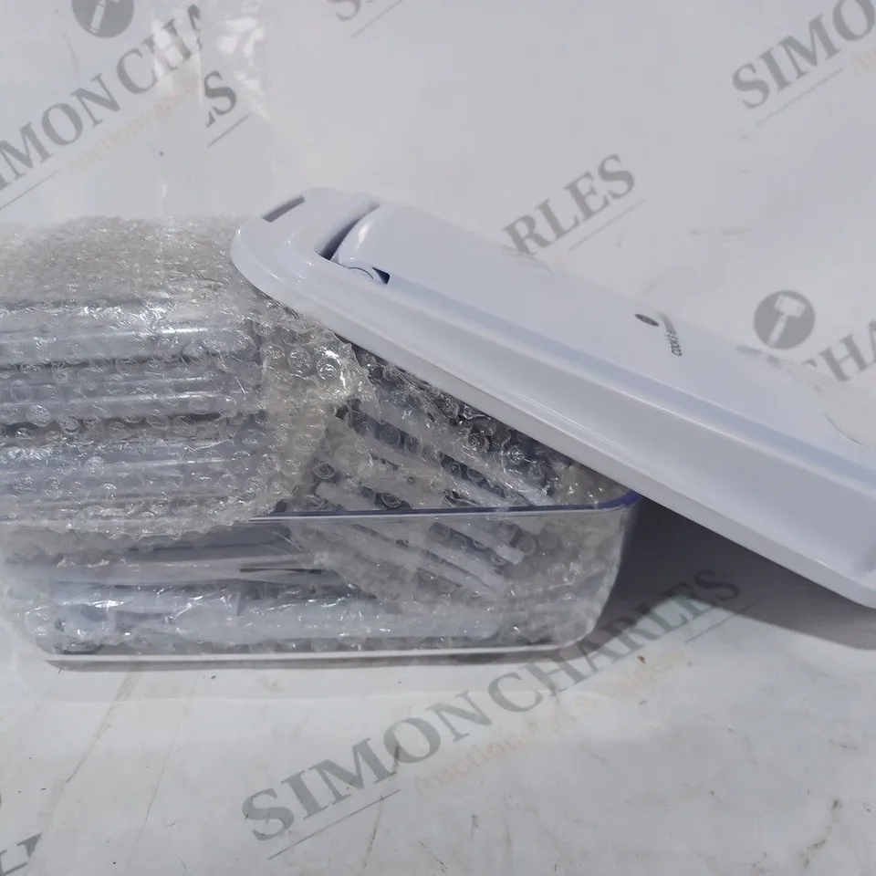 COOK'S ESSENTIALS MULTIFUNCTIONAL SLICER & DICER - WHITE