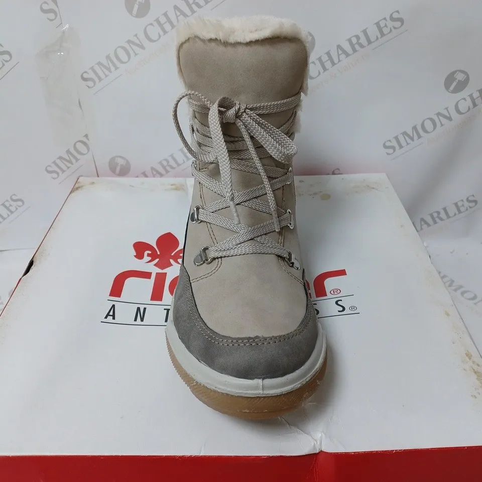 BOXED PAIR OF RIEKER ANTISTRESS WATER RESISTANT WARM HIKING BOOTS CREAM UK SIZE 6