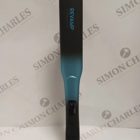 BOXED REVAMP PROGLOSS WIDE ULTRA X SHINE CERAMIC HAIR STRAIGHTENER ST-2000