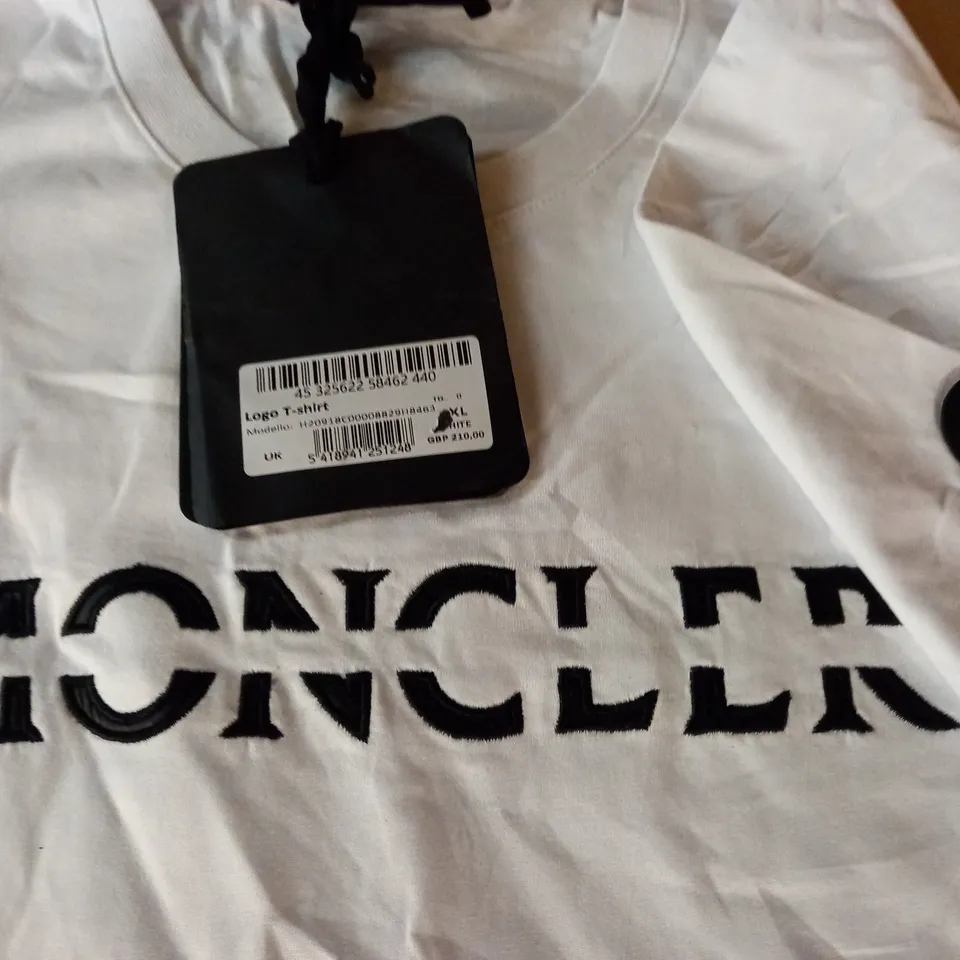 MONCLER WHITE LOGO T-SHIRT - XL