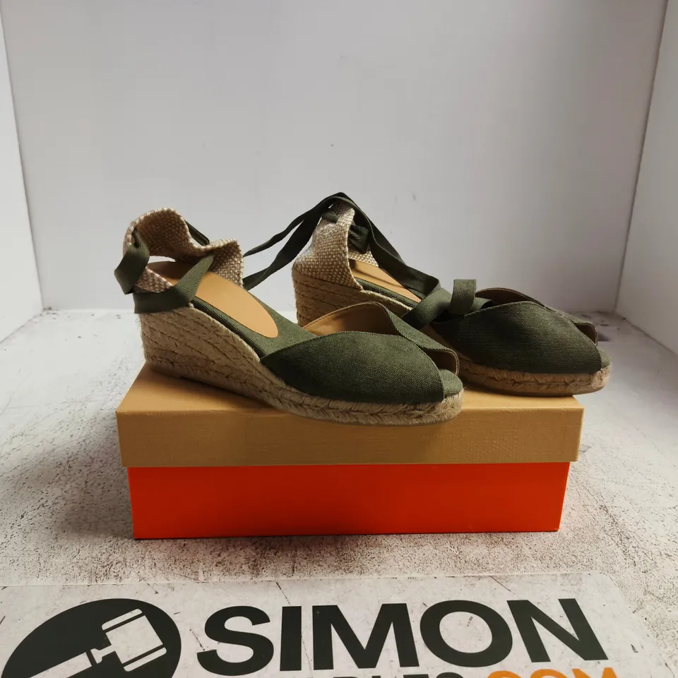 CASTANER OLIVE ESPADRILLE WEDGE SANDALS – UK 7 (EU 40, US 9) – BOXED