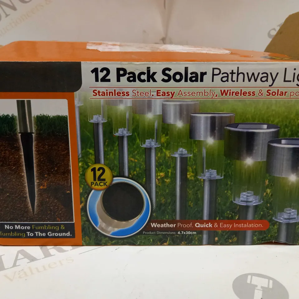 BOXED SOLAR PATHWAY LIGHTS 