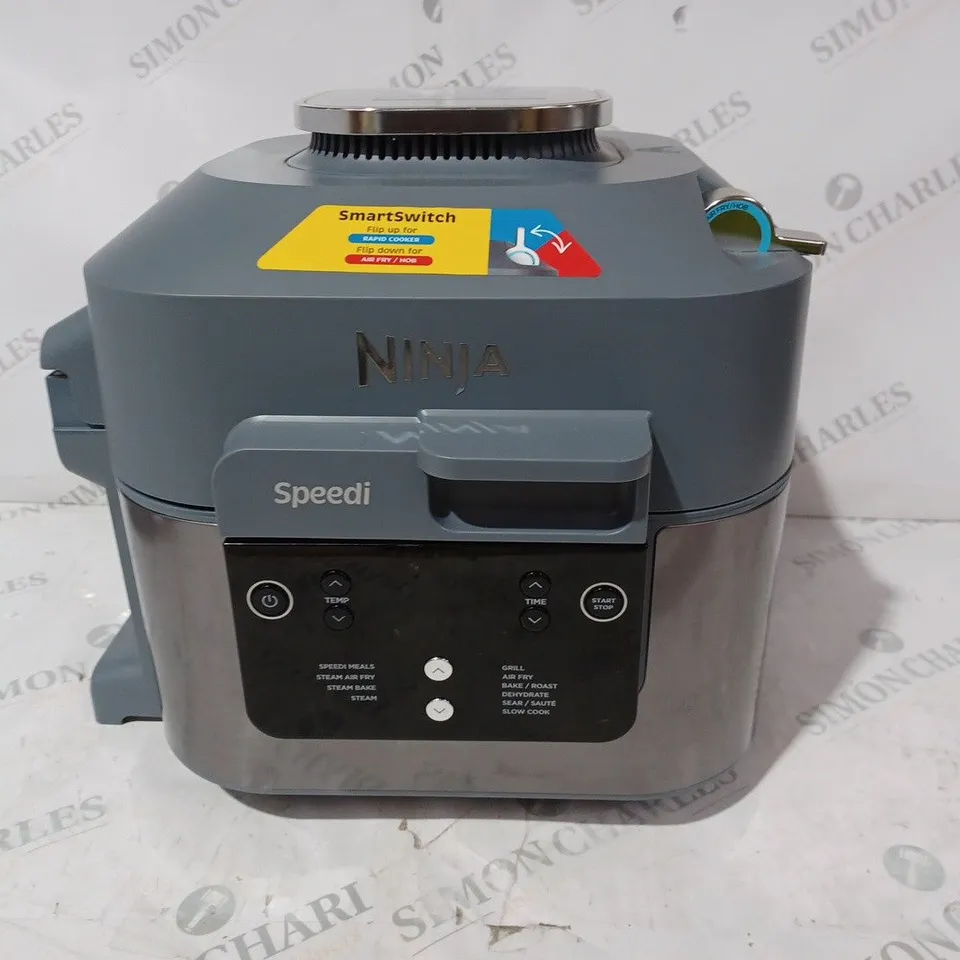 BOXED NINJA SPEEDI 10-IN-1 5.7L RAPID-COOKER & AIR FRYER ON400UK