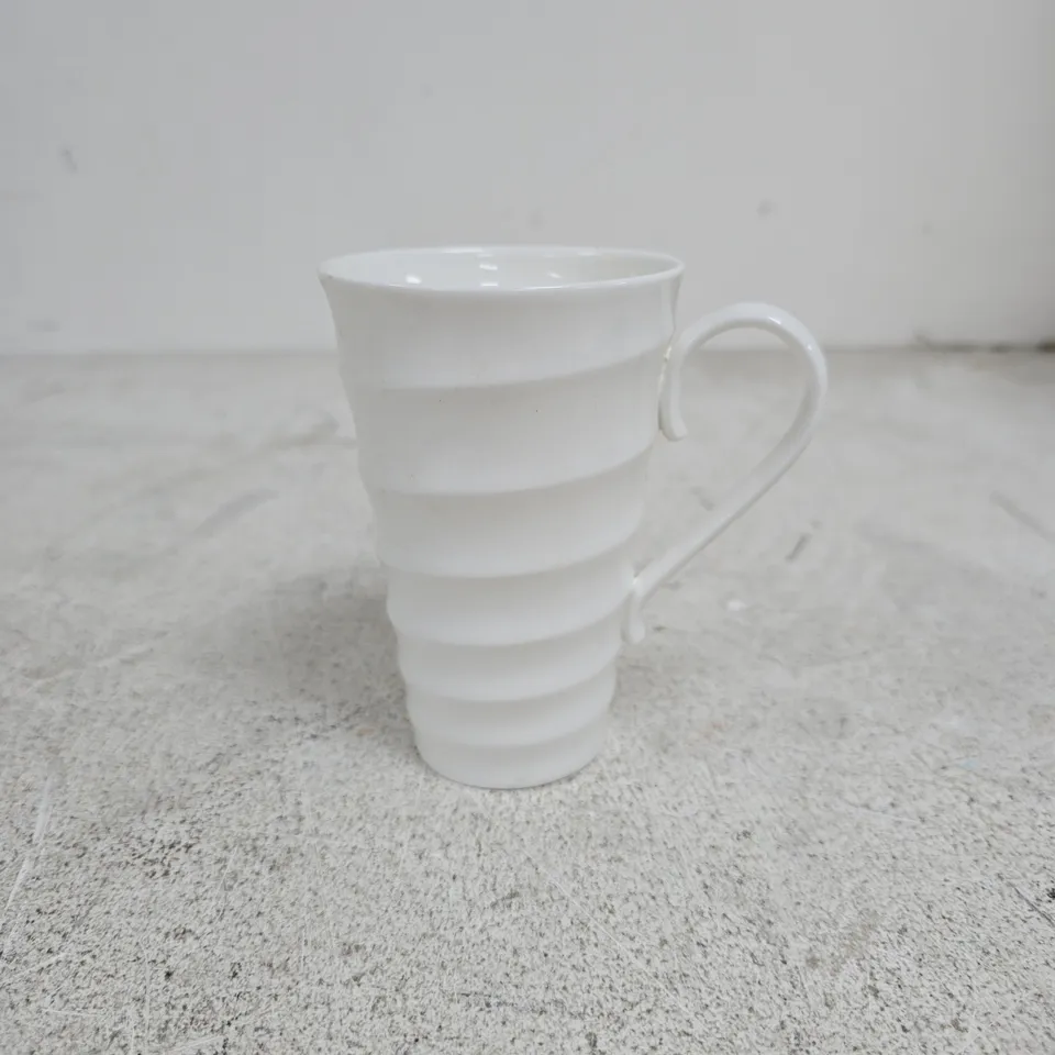 NICK MUNRO FOR WEDGWOOD WHITE SPIRAL CUP