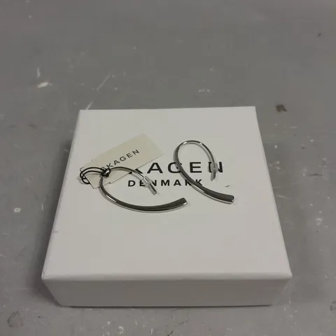 SKAGEN DENMARK CURVED HOOP EARRINGS