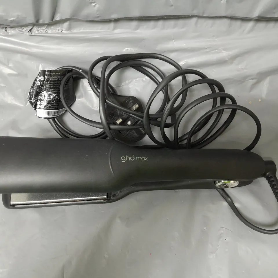 GHD MAX HAIR STRAIGHTENER