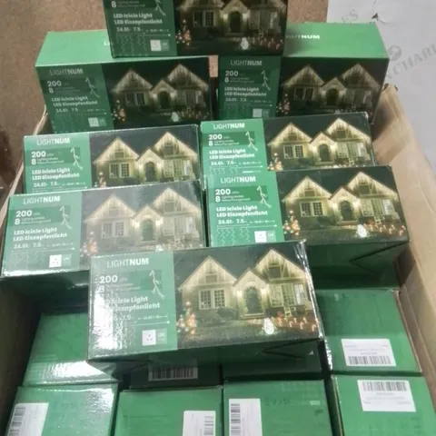 LARGE BOX CONTAINING VARIOUS ASSORTED LIGHT BULBS ECT.